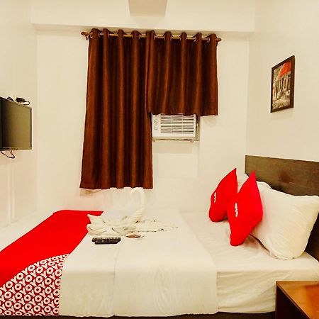 Oyo 888 City Stay Inns Fortview Bgc Pasig City Eksteriør billede